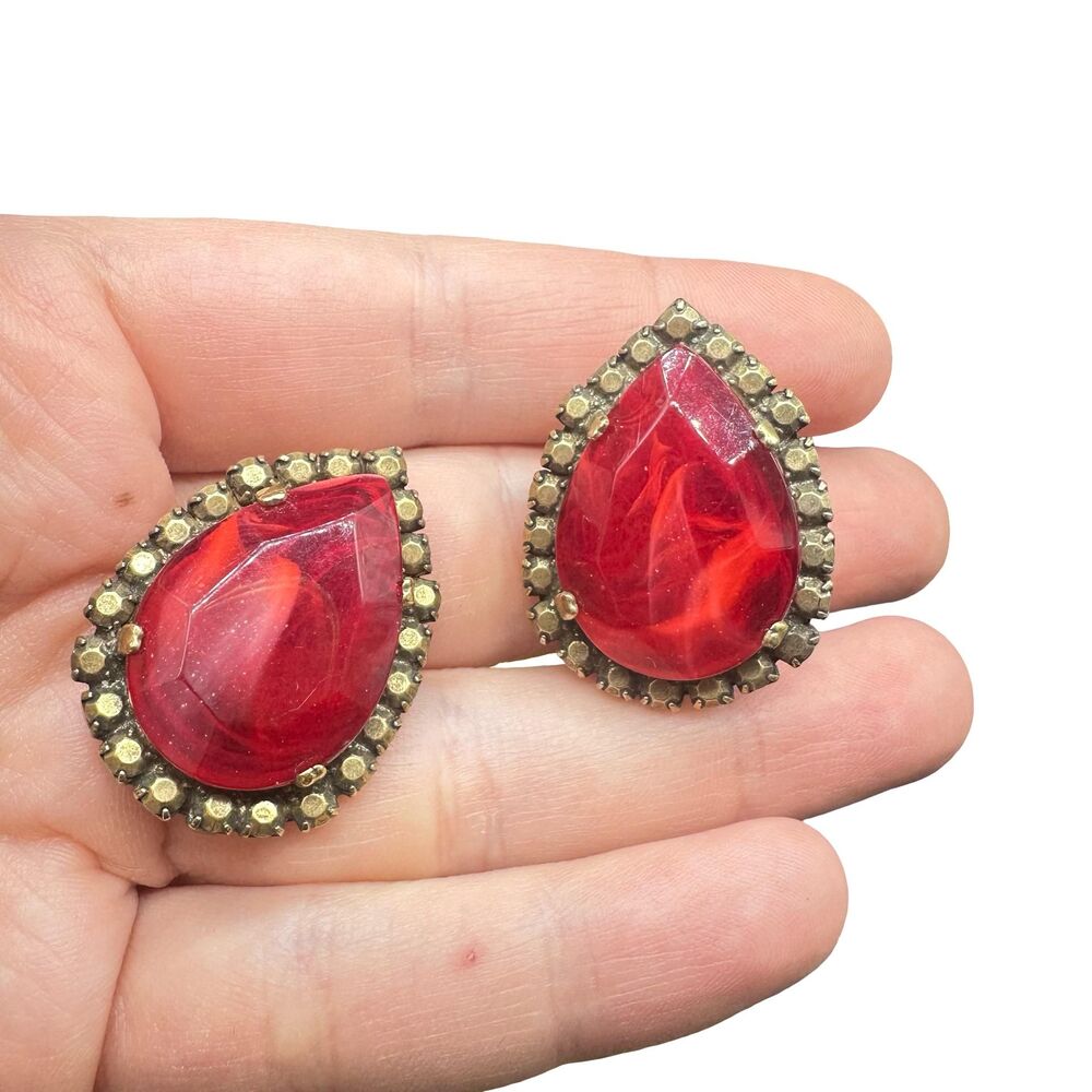 Vintage Red Gem Clip On earrings